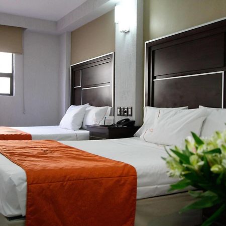 Hotel Estadio Гвадалахара Екстер'єр фото