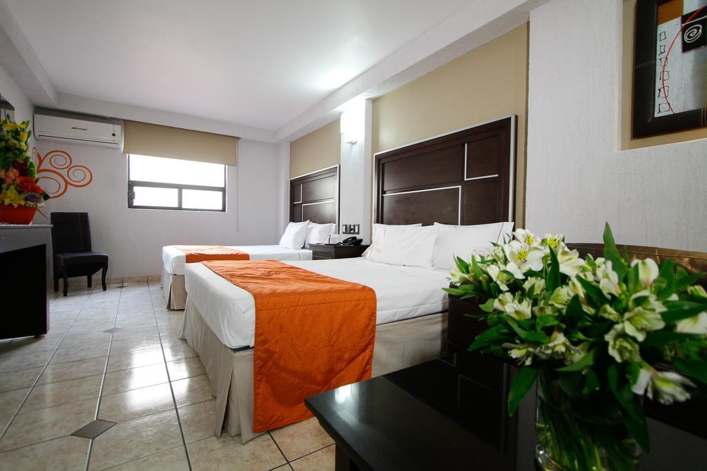 Hotel Estadio Гвадалахара Екстер'єр фото